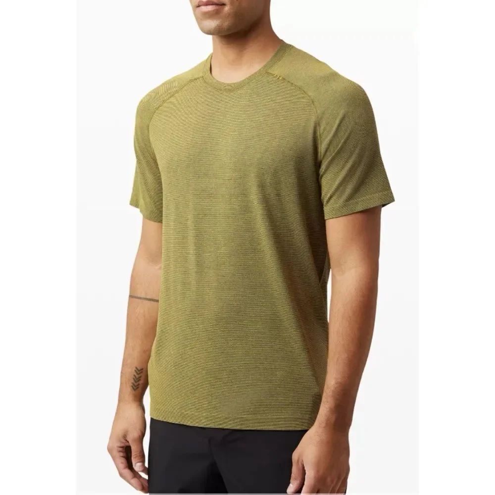 lululemon Metal Vent Tech 2.0 T-shirt Size L